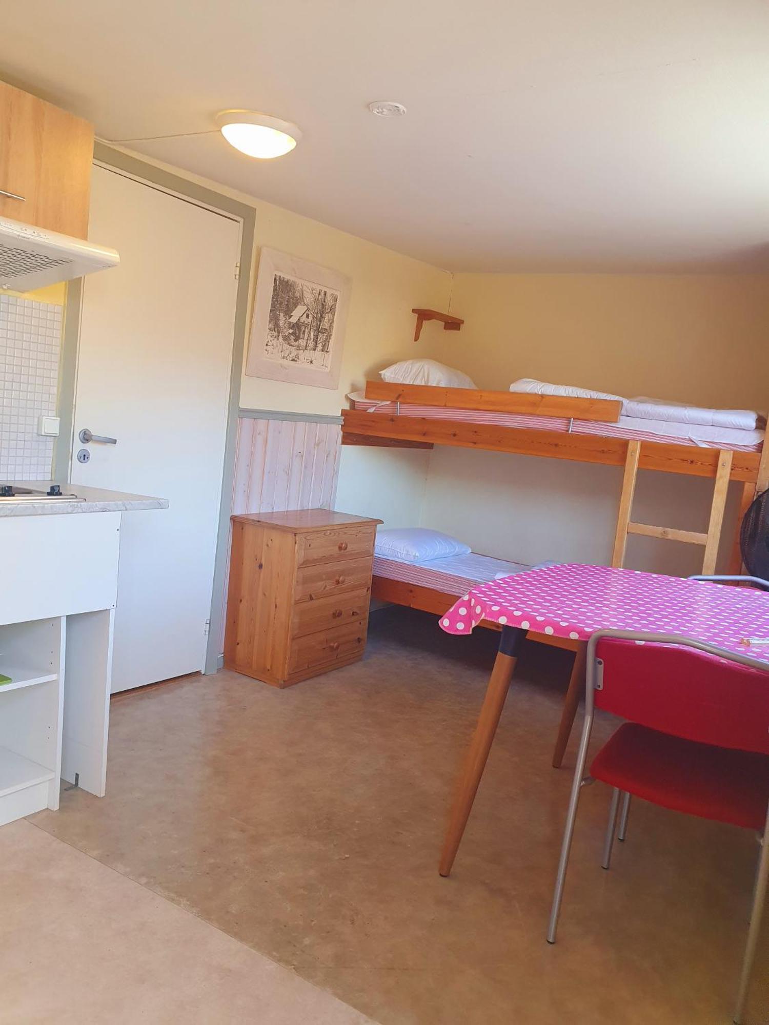 Motel E4 Kolmarden Apartments And Cottages المظهر الخارجي الصورة